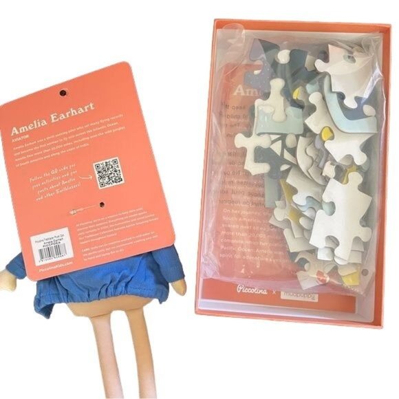 Mudpuppy Piccolina Amelia Earhart Aviator Puzzle Doll Strong Women Set New Gift - Picture 6 of 8